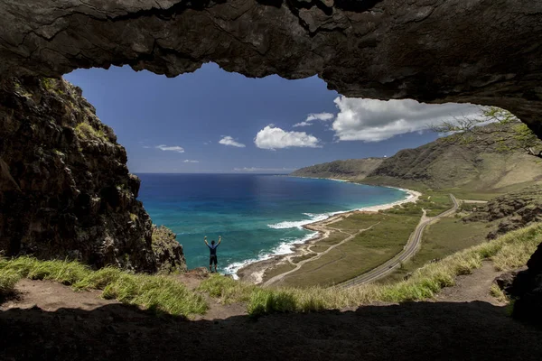 Makua mağara zammı, Oahu Hawaii
