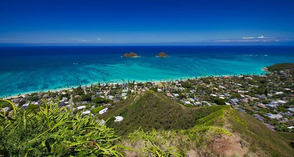 Honolulu Hawaii lanikai Pill Box iz boyunca Yürüyüş.