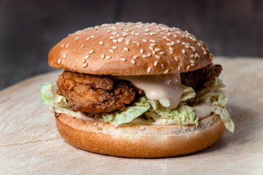 Taze hamburger yakın çekim