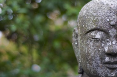 Fotoğrafı taş Buddha Statue Kyoto, Japonya Eikando tapınağında kapatın