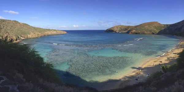 O'ahu Adası'ndaki Hanauma Körfezi'nin panoramik manzarası, Hawaii — Stok fotoğraf