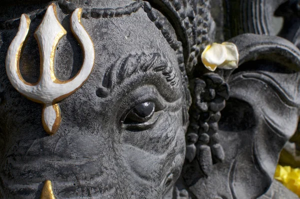 Estatua de piedra Ganesha Negro — Foto de Stock