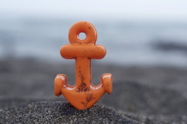 Küçük turuncu çapa plaj oyuncak