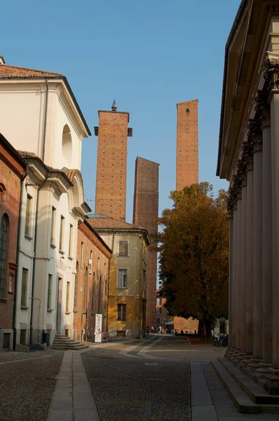 Utsikt Över Tre Medeltida Tornen Staden Pavia Lombardiet Italien — Stockfoto