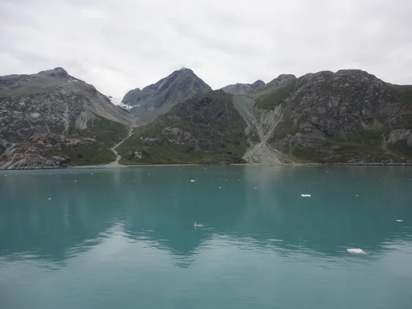 Berg Gevuld Horizon Stille Oceaan Passage Alaska Onder Een Zeer — Stockfoto