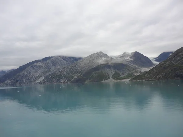 Berg Gevuld Horizon Stille Oceaan Passage Alaska Onder Een Zeer — Stockfoto