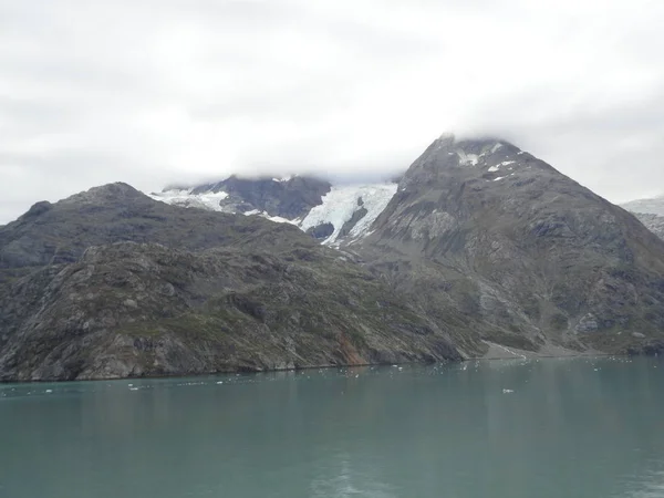 Berg Gevuld Horizon Stille Oceaan Passage Alaska Onder Een Zeer — Stockfoto