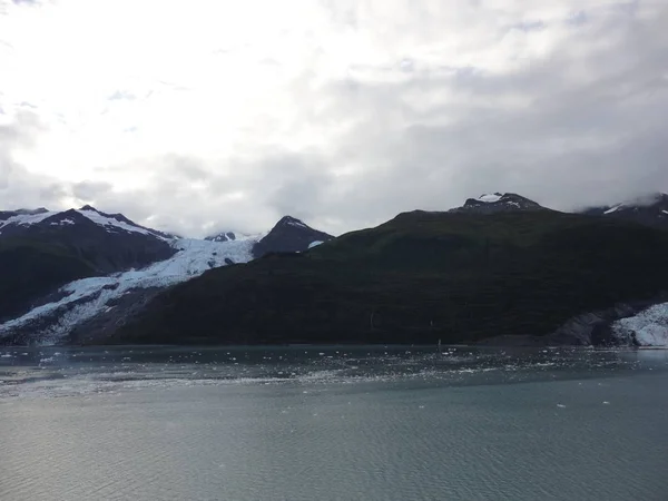 Mountain Filled Horizon Sur Océan Pacifique Passage Intérieur Alaska — Photo