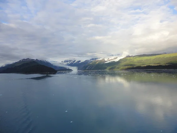 Góry Pełne Horyzont Oceanie Spokojnym Passage Alaska — Zdjęcie stockowe