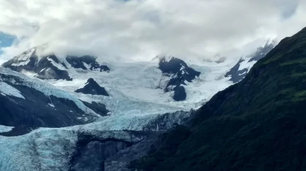 Льодовики Межах Льодовика Бей Національний Парк Алясці Льодовики Приїжджають Над — стокове фото