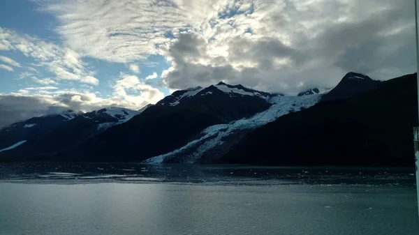 Παγετώνες Στο Εθνικό Πάρκο Του Παγετώνα Bay Στην Αλάσκα Παγετώνες — Φωτογραφία Αρχείου