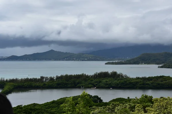 Montagna Vista Dell Oceano Pacifico Hawaii Nuvole Che Rotolano Mentre — Foto Stock
