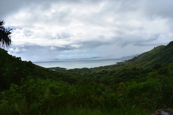 Montagna Vista Dell Oceano Pacifico Hawaii Nuvole Che Rotolano Mentre — Foto Stock