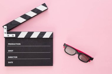 renk arka plan üzerinde izole metin için boş alan ile siyah Klaket