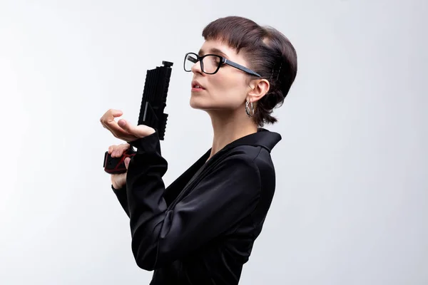 Portrait Attractive Cover Woman Agent Handgun White Background Copy Space — Stock Photo, Image