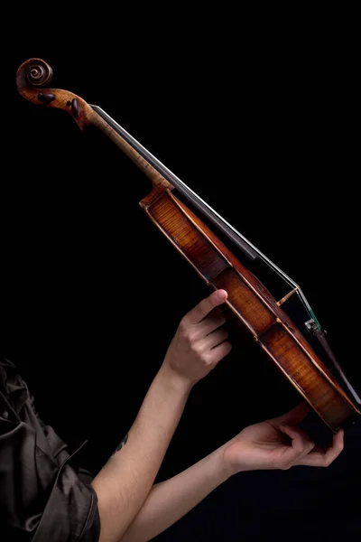 Violino Barroco Realizada Pela Mão Mulher Sobre Fundo Preto — Fotografia de Stock