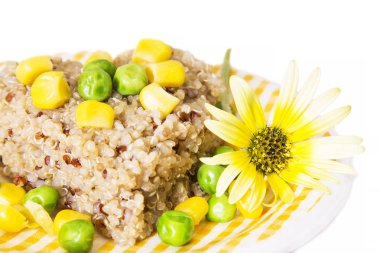 Bahar quinoa salata Mısır ile