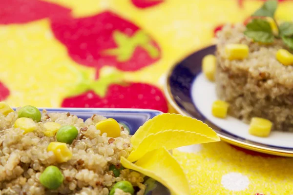 quinoa salad with corn and peas