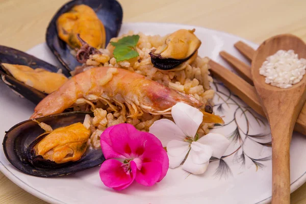 Arroz Sabroso Con Plato Mariscos — Foto de Stock