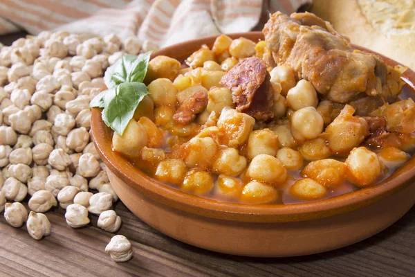 Clay Casserole Stewed Chickpeas — Stock Photo, Image