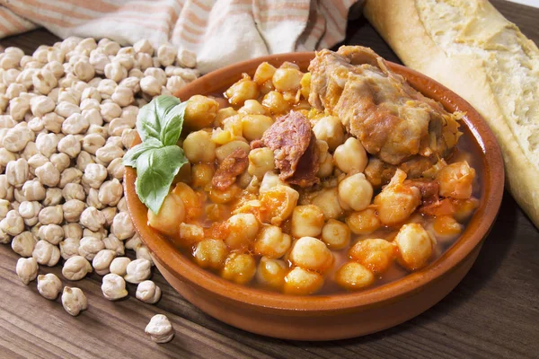 Clay Casserole Stewed Chickpeas — Stock Photo, Image