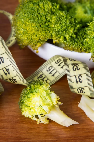 Cooked Green Broccoli Metric Tape Concept Diet Health — Stock Photo, Image