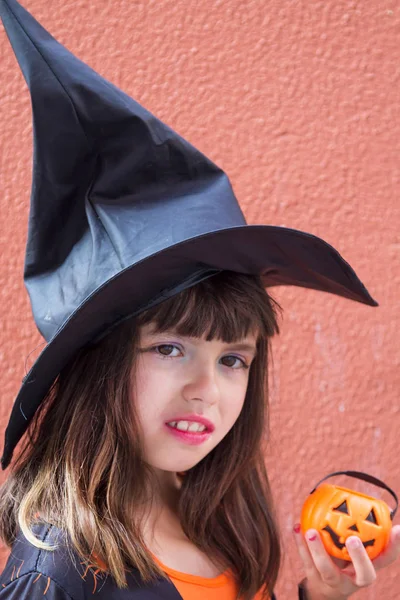 Portret Czarownicy Dynią Halloween Party — Zdjęcie stockowe