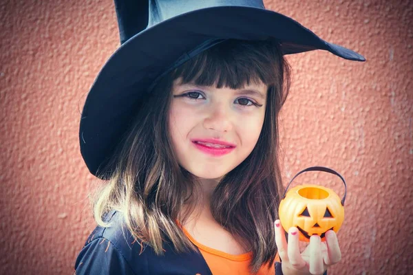 Retrato Bruja Con Calabaza Fiesta Halloween — Foto de Stock