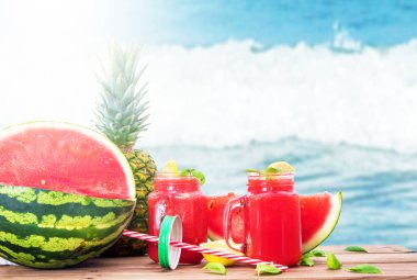 karpuz ve ananas Smoothie, yaz içeceği