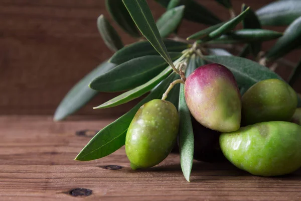 Natural Olives Leaves Wooden Background — Stock Photo, Image