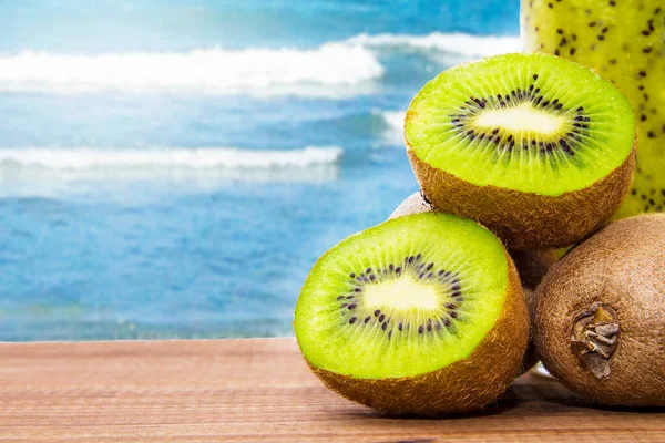 Kiwi Smoothie Kiwi Fruits Sur Table Bois Avec Fond — Photo