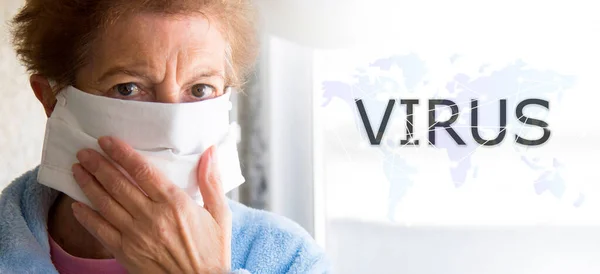 Portrait Senior Woman Disposable Medical Mask Safety Public Places Coronavirus — Stock Photo, Image