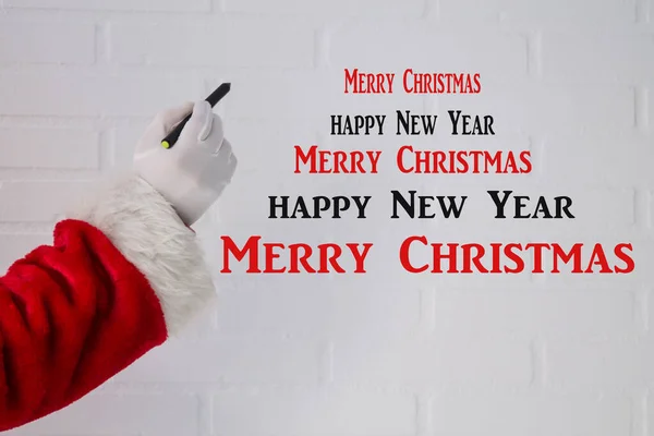 Jultomten Skriver Jul Och Nyår Gratulationer Med Pennan — Stockfoto