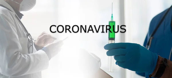 Scientist Holding Coronavirus Vaccine His Hand — Stock Photo, Image