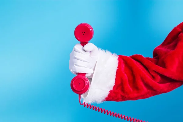 Weihnachtsmann Mit Rotem Telefon — Stockfoto