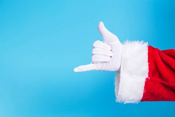 Święty Mikołaj Mówi Mnie Gestem Podnosi Rękę Ucha Udaje Rozmawia — Zdjęcie stockowe