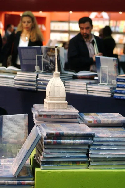 Turin, Piedmont/Italy -05-13-2016- The annual International Book Fair , Salone del Libro, the largest book fair in Italy. — Stock Photo, Image