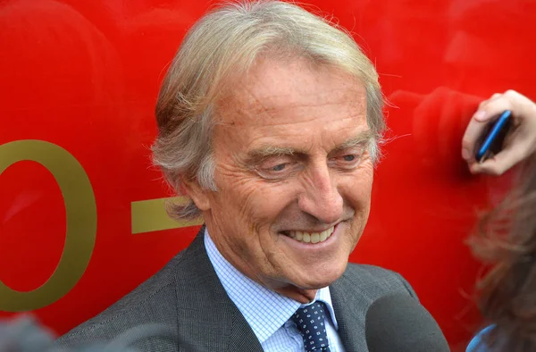 Milan, İtalya-10 / 03 / 2017 - Cumhurbaşkanı Luca Cordero di Montezemolo ile birlikte yeni yüksek hızlı NTV treni Alstom ETR 675 Italo Evo 'nun açılışı.