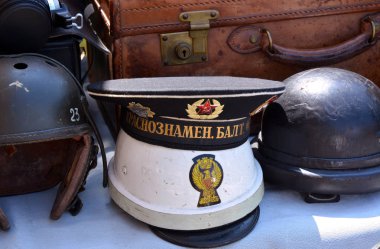 Castelnuovo don Bosco, Piedmont, İtalya -04 / 25 / 2018 - Yıllık antika ve antika pazarı