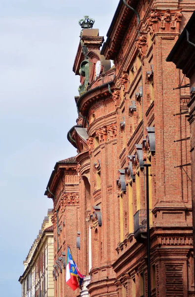 Turin, Piedmont/Italy -04/20/2019- Turin the curved brick facade of Palazzo Carignano, home to the first parliament of unified kingdom of Italy. — Stock Photo, Image