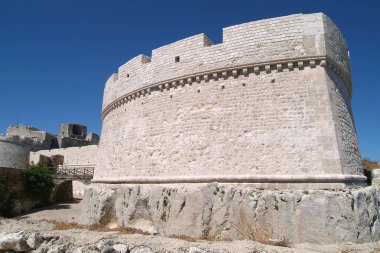 Monte Sant 'Angelo, Puglia/Italya-08/19/2008-Apulia kasabası, Güney Italya, Norman egemenlik ve hac hedef sırasında başkent Aziz Michael Archangel Sanctuary için.