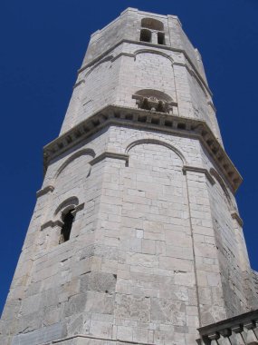 Monte Sant 'Angelo, Puglia/Italya-08/19/2008-Apulia kasabası, Güney Italya, Norman egemenlik ve hac hedef sırasında başkent Aziz Michael Archangel Sanctuary için.