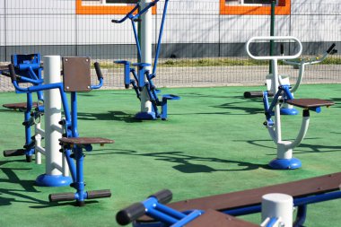 Sokak egzersizler için spor alanları türleri. Stadyumda spor eğitimi için kamu alanı