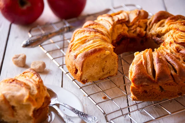 Pastel Manzana Deliciosa Casera Con Manzana Rodajas Azúcar Morena — Foto de Stock