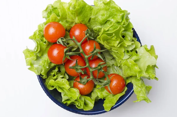 Bovenaanzicht Van Tomaten Sla Bladeren Kom Verse Dieetvoeding Voor Gezond — Stockfoto