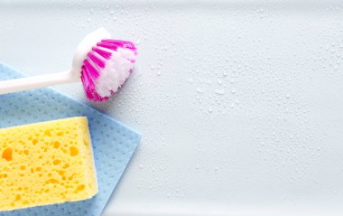 Üstten Görünüm öğeleri temizlik. Saflık ve ev işleri kavramı. Tasarım için boş alan