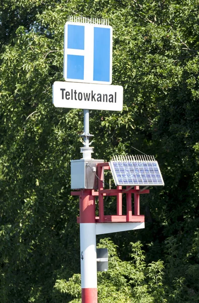 Confluência do escudo no canal de Teltow — Fotografia de Stock