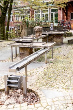 Masada su yla oynamak