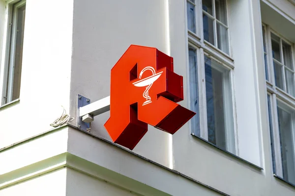 Eczane işareti housewall