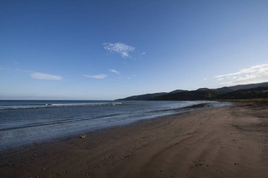  Sakhalin Adası kumlu plaj